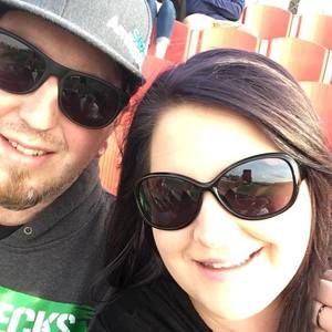 Meet your Posher, Courtney